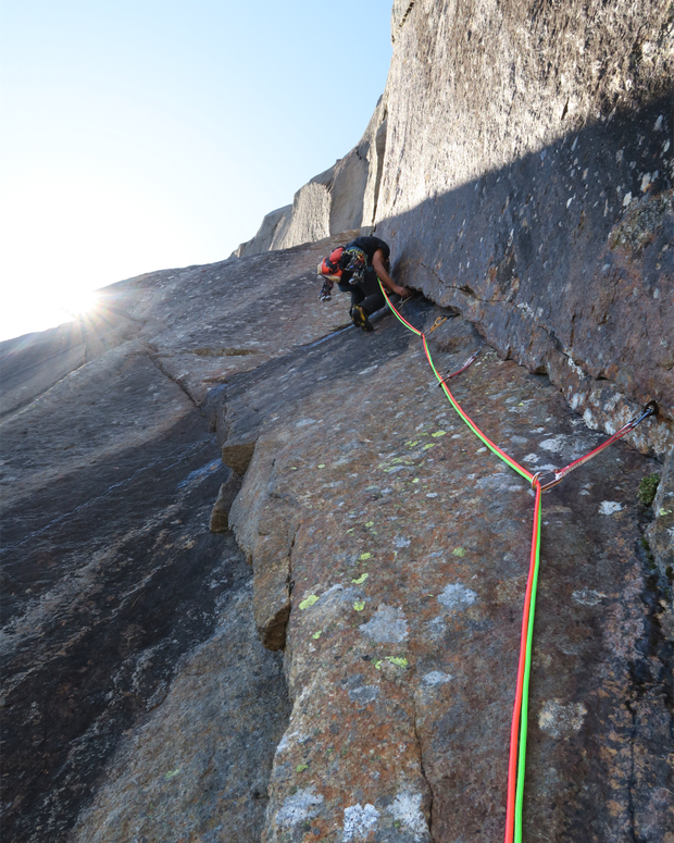 escalada con cuerdas gemelas
